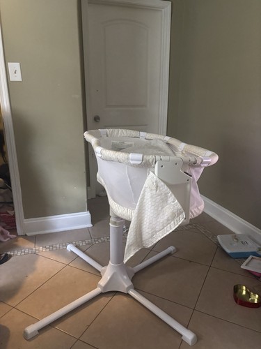 Halo bassinest swivel sleeper - bassinest,