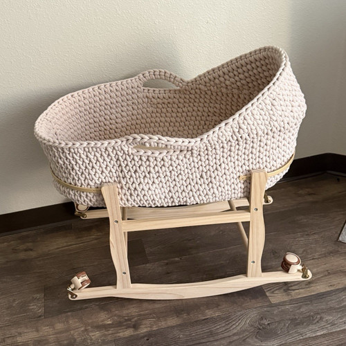Woven oval baby bassinet - woven,